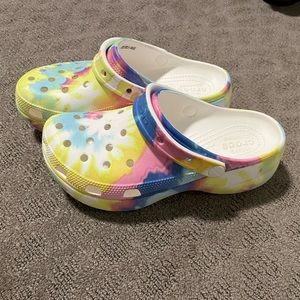 Women’s Platform Tie-Dye Crocs